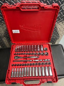Milwaukee 56pc 3/8” drive  SAE & Metric Socket Set