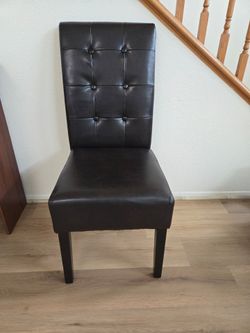 Christopher knight home Roland chair new