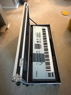 Yamaha Motif XS8 Keyboard