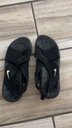 Nike Black Strap Sandals Sz 5Y