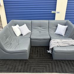 Sectional/couch/sofa, Leather, Grey, Size:110x65, Delivery Available 