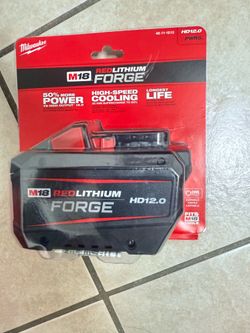 Batería Milwaukee m18 forge de 12 ah sellado