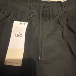 Alo Yoga Drawstring Short New with Tags