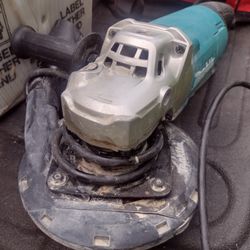 Makita Grinder 