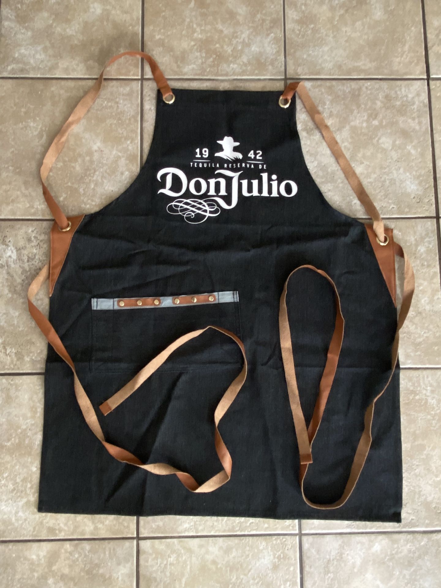 Don Julio 1942 barbecue apron Don Julio T-shirt on hold your jacket on Julio hat don Julio light 