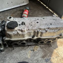 Mazda B 2200 cylinder head i And Distributor