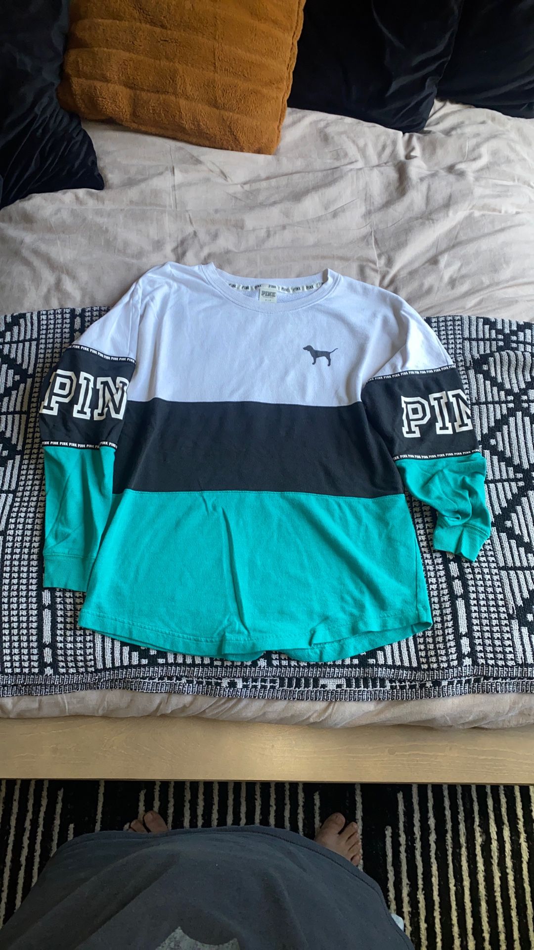 VICTORIAS SECRET PINK TURQUOISE LONG SLEEVE SHIRT