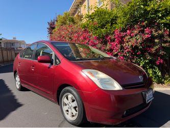 2005 Toyota Prius  44MPG SUPER CHEAP!