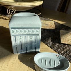 2-Pcs ‘BATHROOM DECOR’ Set - As New! 