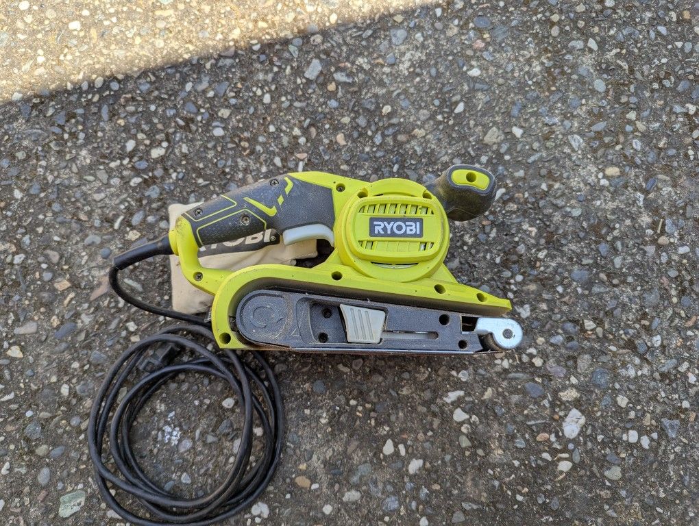 Ryobi 6 Amp Corded 3 in.W x 18 in.L Portable Belt Sander