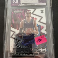 VICTOR WEMBANYAMA  ROOKIE CARD 