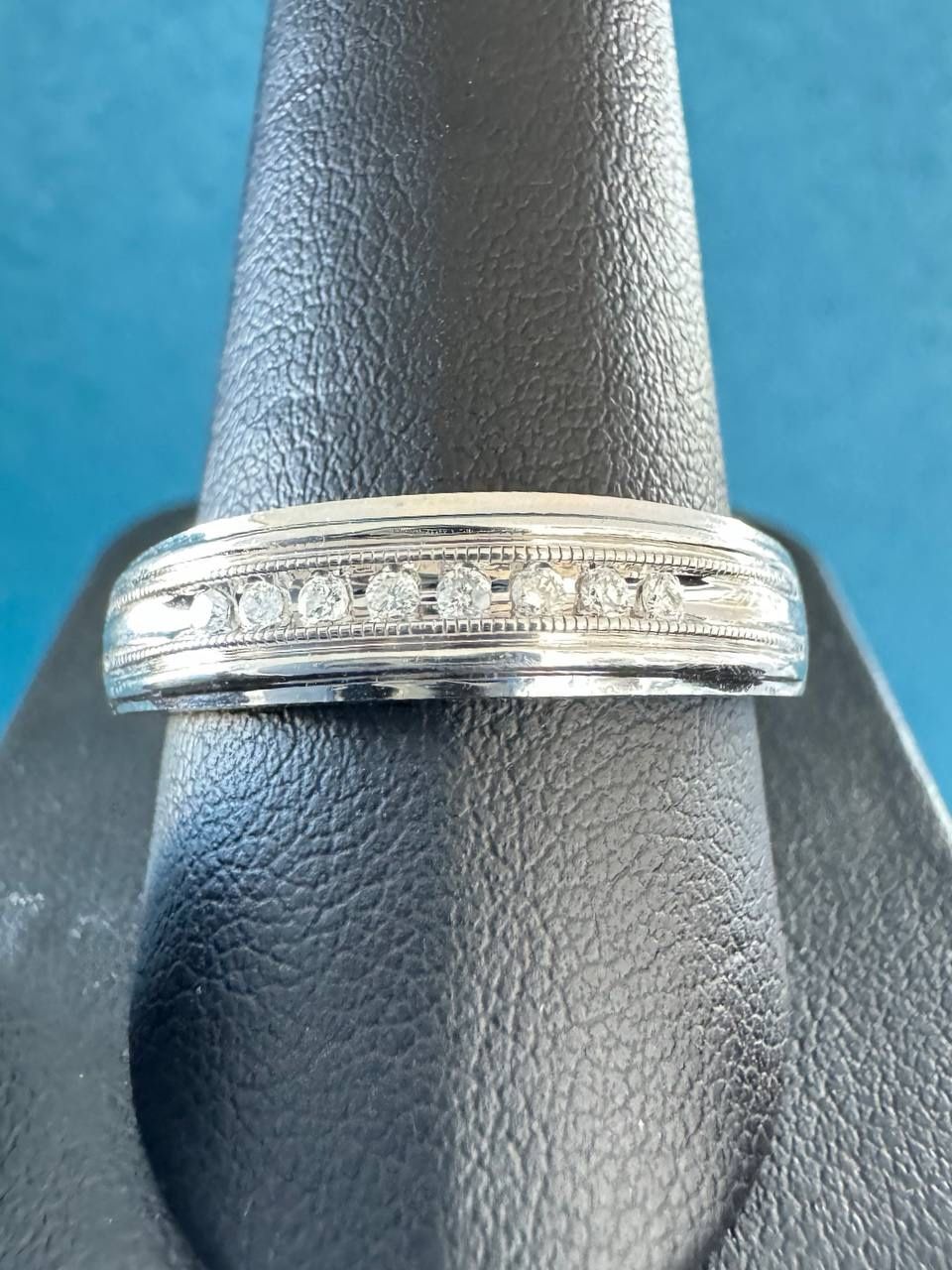 10k solid white gold 0.2 CTW Natural Diamond wedding band menโs ring size 11