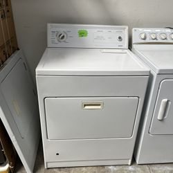 DRYER KENMORE COLOR WHITE