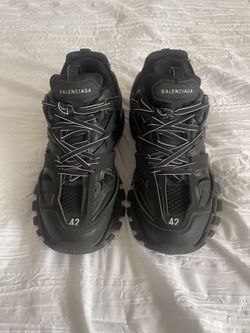 Balenciaga track led