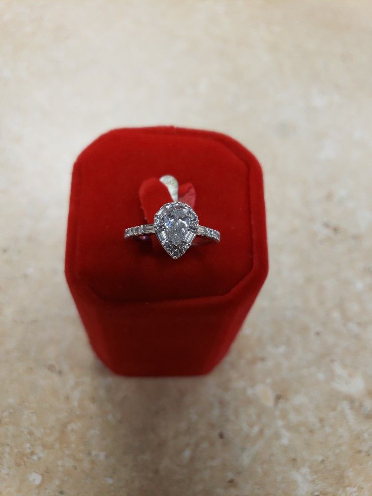Neil Lane 14k White Gold Pear Diamond Engagement Ring