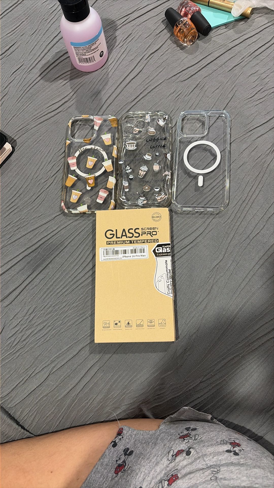 iPhone 16 Pro Max- Covers And Screen Protectors