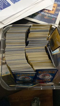 800 new Pokémon kards.   $ 70 all