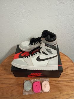 Jordan 1 Retro High OG Defiant SB