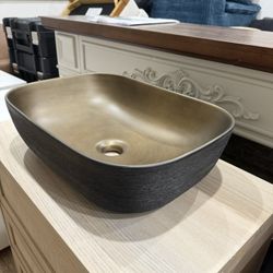 18.5”x 13”Inch Oval Shape Bathroom Vessel Sink, Antique Pattern Design, Above Counter Bathroom Vanity Bowl Basin, Black and Vintage Gold