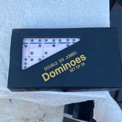 dominoes 