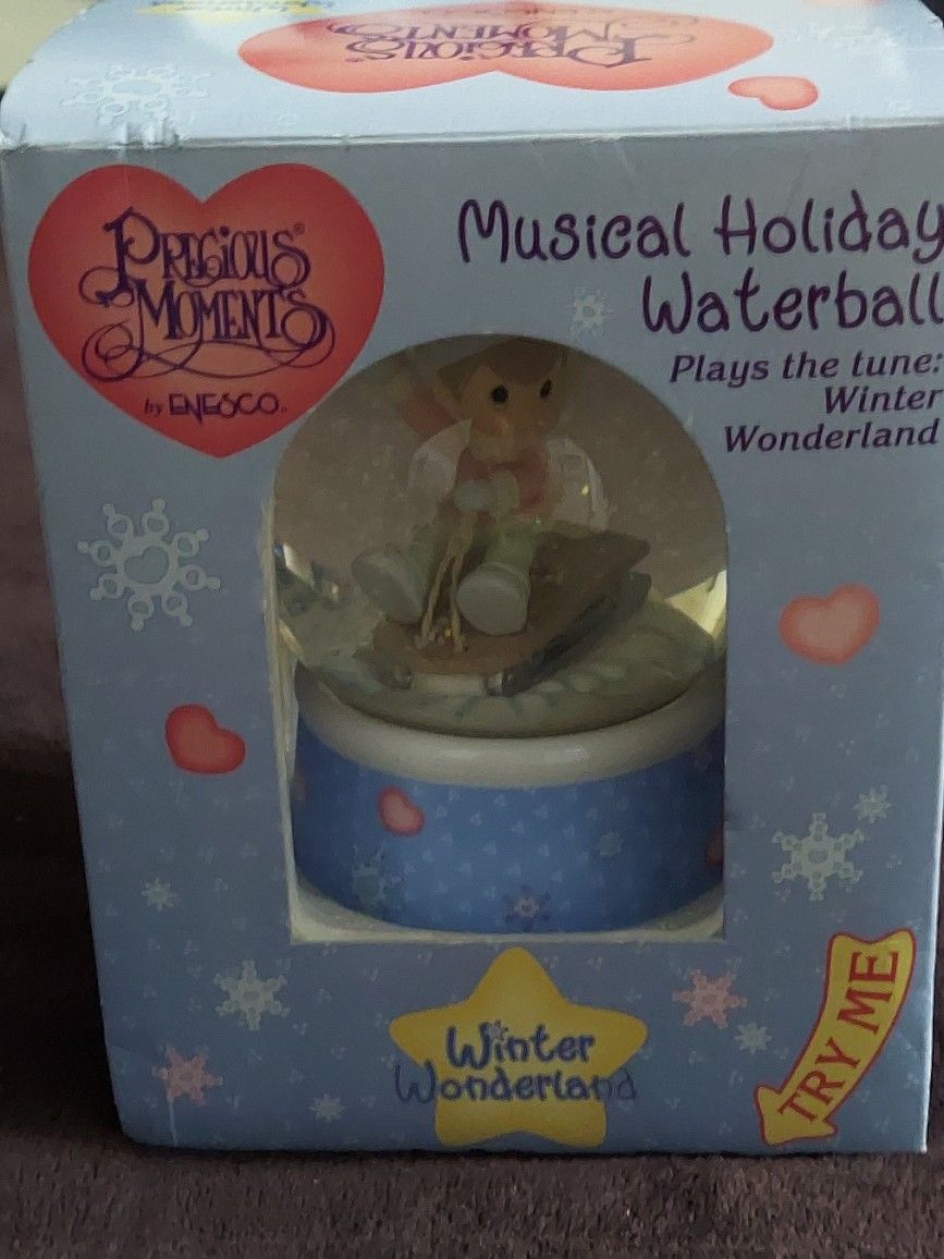 Precious Moments Musical Snow Globe