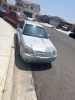 Hyundai ascent