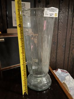 20$ For 10 Large Vases