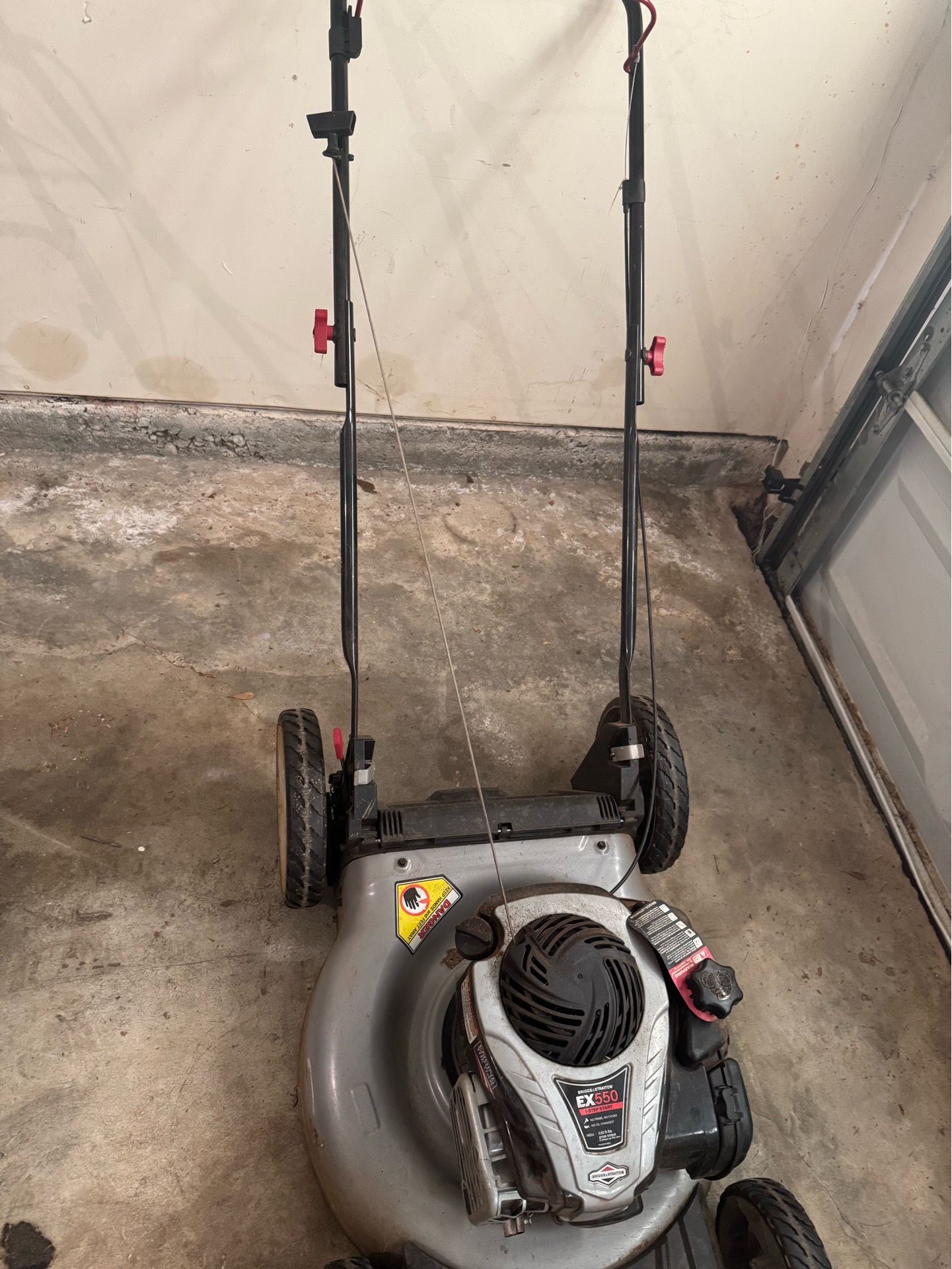 Murray lawn mower (only used a few times)