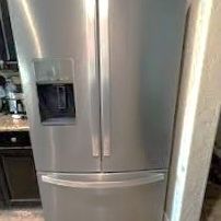 New Frigidaire Fridge