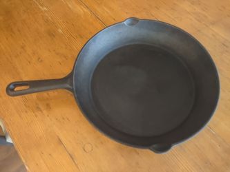 8" cast iron frying pan