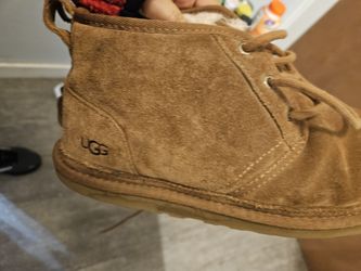 Men Ugg Boots Size 9