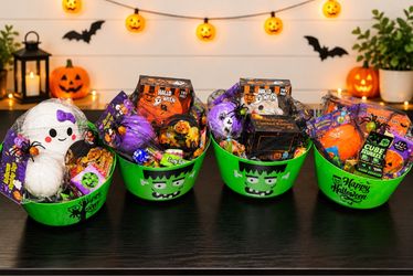 Squishy boo basket