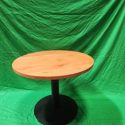 36" Round table