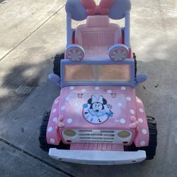 Minnie Mouse Car