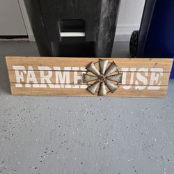FARMHOUE SIGN 5FT LONG 1.5 FT WIDE