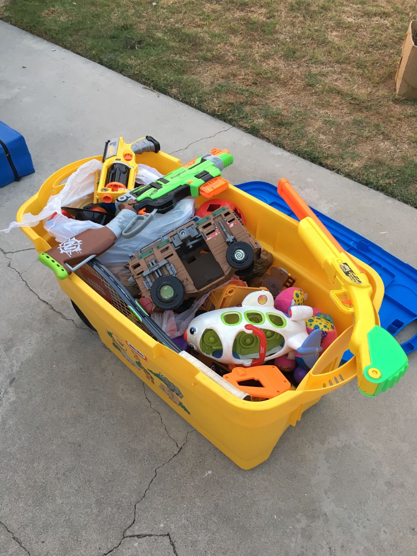 Bin with toys / price is negotiable