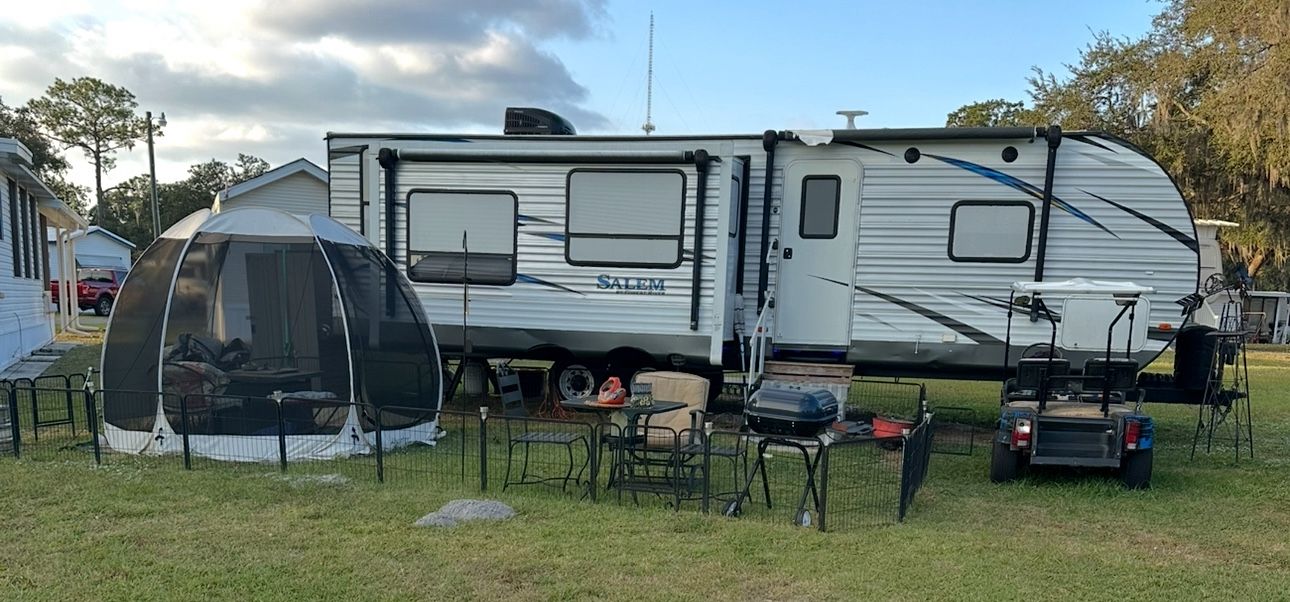 2018 Forest River Salem Camper 33 Foot