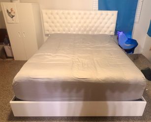 Queen size white bed frame with rhinestones
