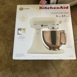 Kitchen Aid Mixer