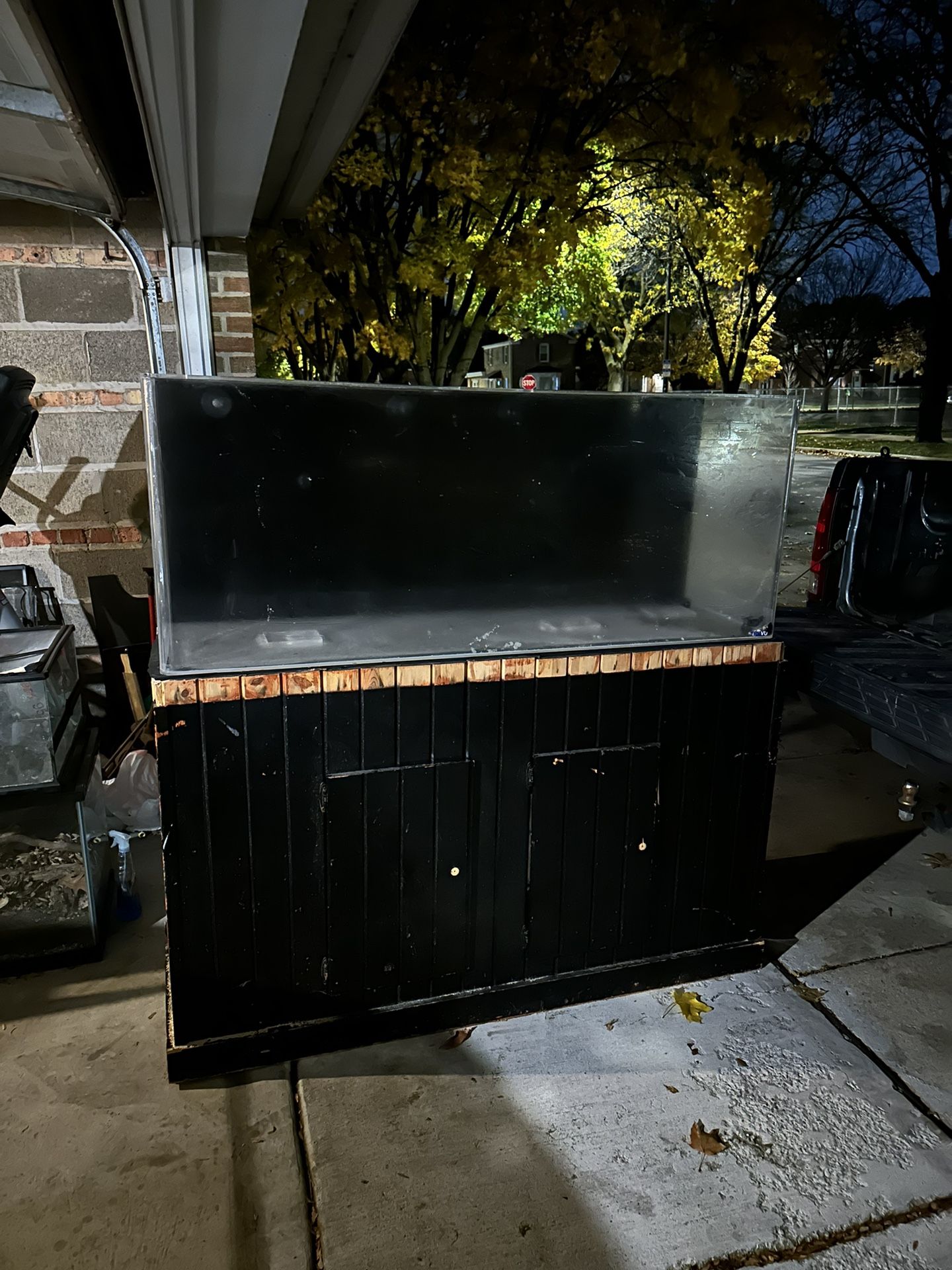 120 Gallon Acrylic Aquarium