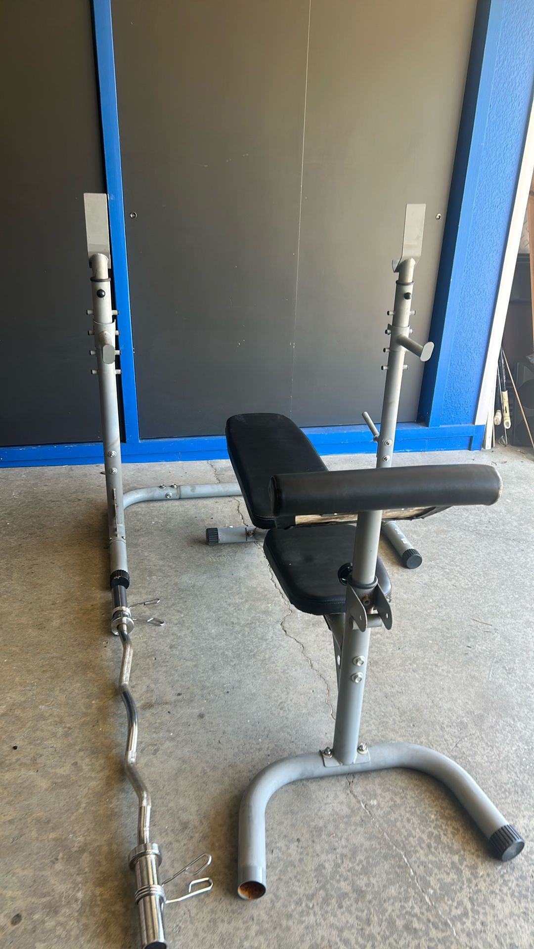 Weight Bench And Curl Bar