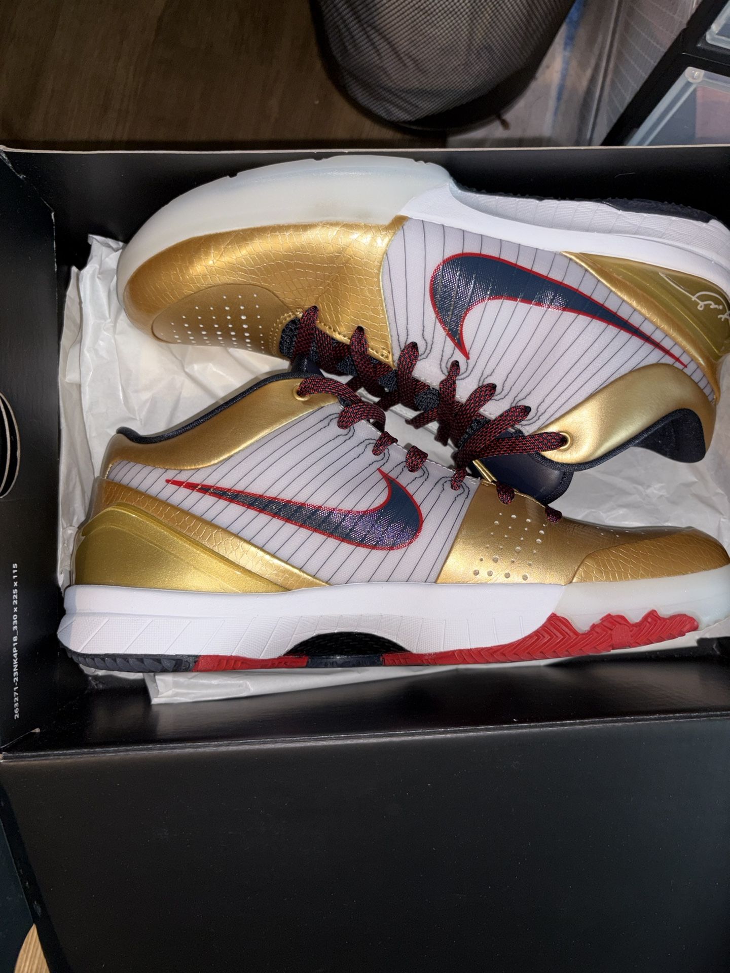 Kobe protro “Gold medal”