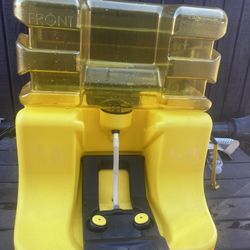 Counter Top Manual Eye Wash Station (new)