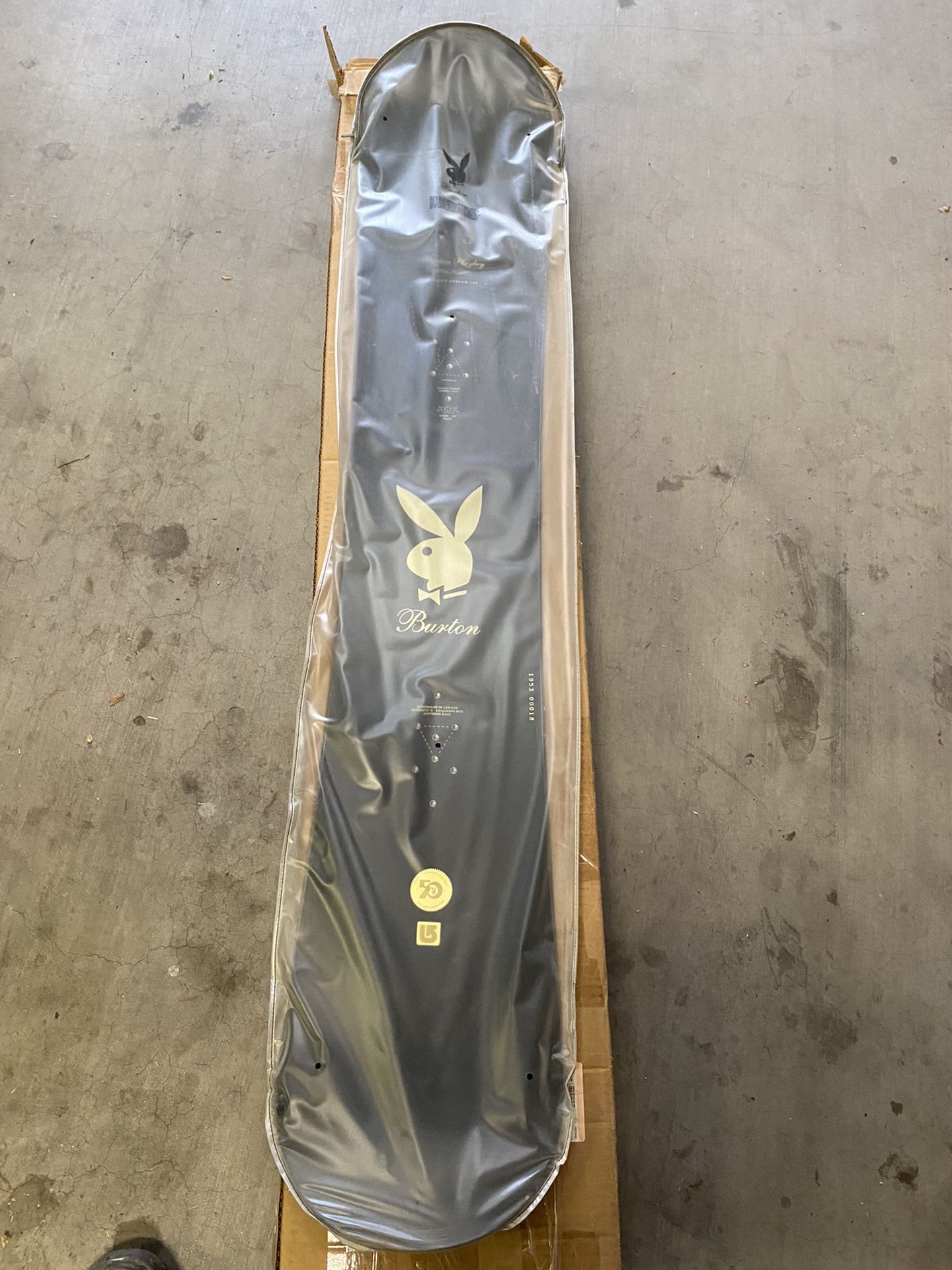 burton bunny snowboard Custom Camber 2027 Faded / 162W Tried and true twin plus camber = park progression Burton Rewind Camber Snowboard |