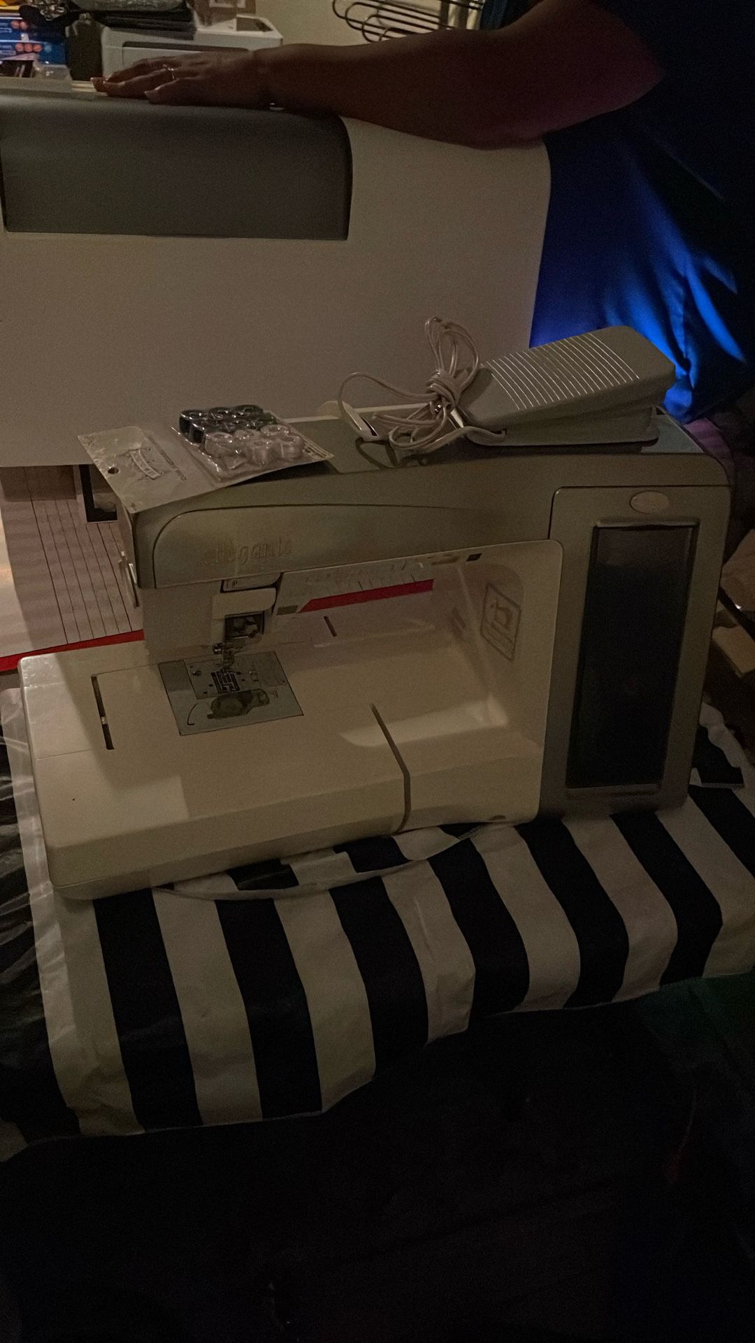 Baby lock Sewing machine W/ Case