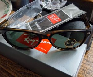 Ray-Ban Sunglasses RB2132