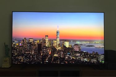 Samsung 75" Crystal UHD 4K Smart TV (UN75DU7200)
