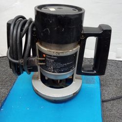 Black & Decker router 1 1/4 HP