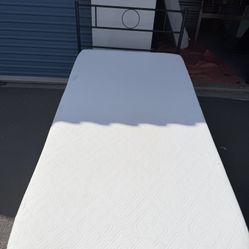 Twin Bed Memory Foam Mattress 