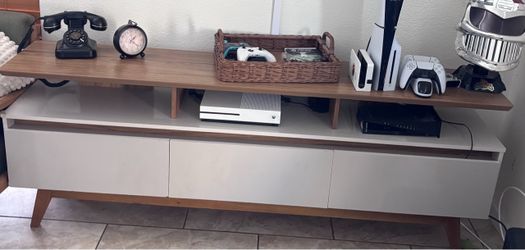 Tv cabinet